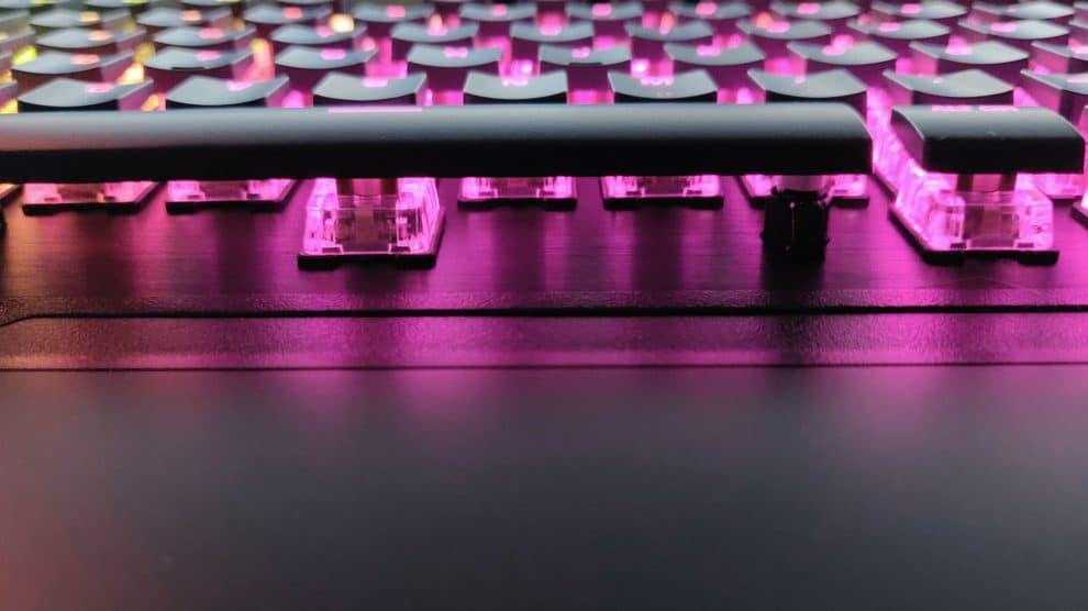 roccat vulcan 121 test 1