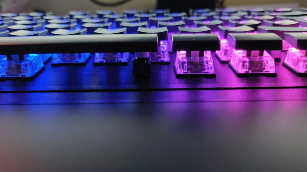 roccat vulcan 121 test 4